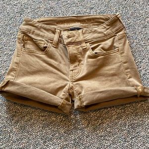 NWOT American Eagle Khaki Shorts